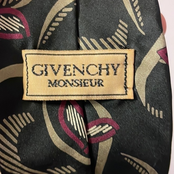 Givenchy Monsieur Abstract Swirl Geometric Design Italian Silk Tie Made in USA - Picture 3 of 14